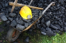 Hurt i detal w branży węglowej: Strategie dystrybucji i ich wpływ na rynek