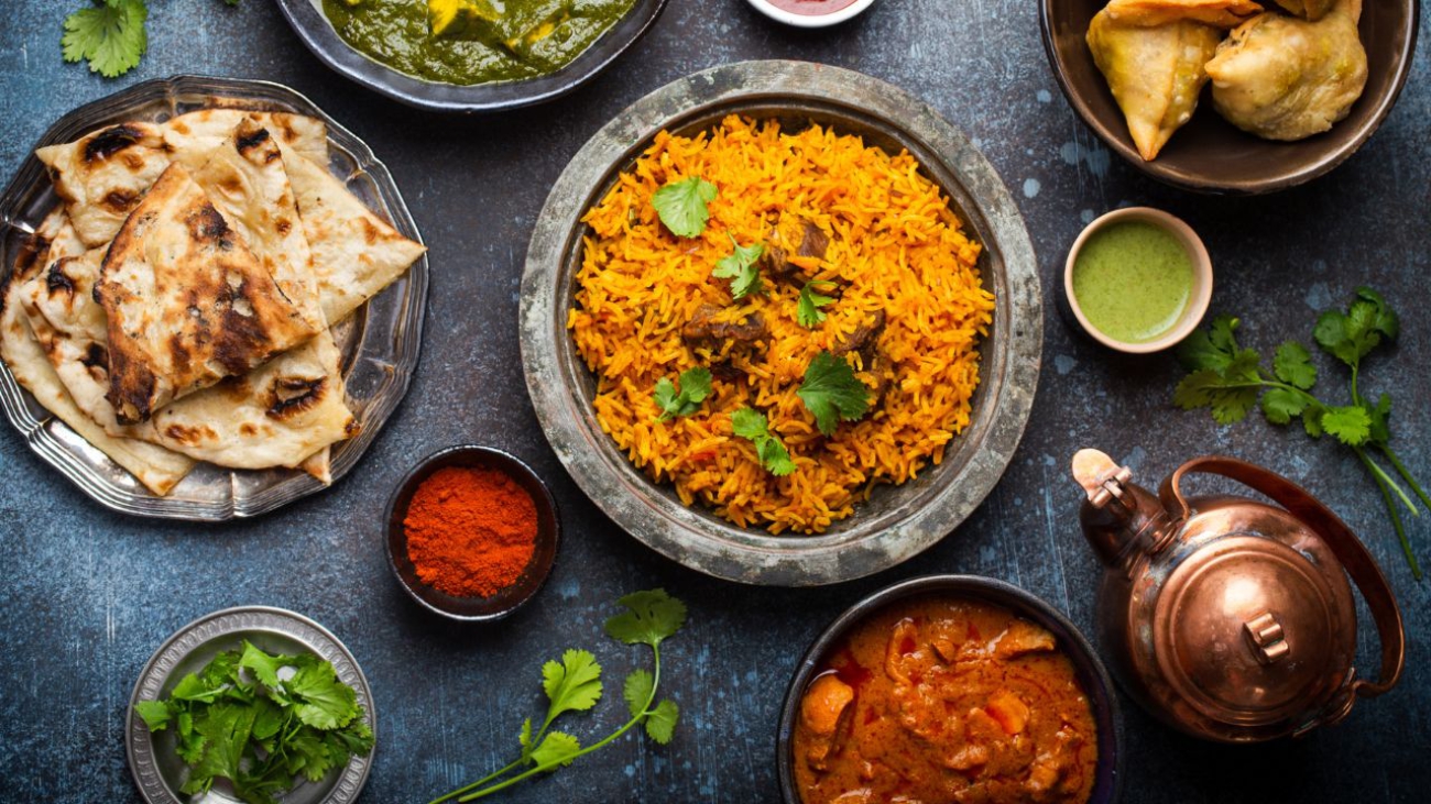 Wolska oaza smaków: Odkryj indyjską kuchnię w Bombaj Masala