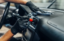 Auto detailing: Jak profesjonalne czyszczenie może odmienić Twój samochód?