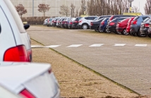 Parking Lotniskowy Okęcie - przy trasie S7: Wygoda i Bezpieczeństwo Twojego Auta podczas Podróży