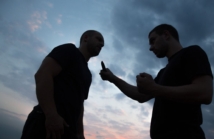 Szkolenia z zakresu techniki i taktyki użycia środków przymusu bezpośredniego: Kompendium Wiedzy dla Profesjonalistów