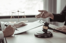 Mediacja z bankiem w sprawach frankowych: Czy to skuteczna alternatywa dla procesu sądowego?