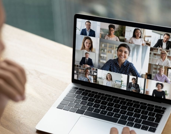 Wykorzystanie Zoom do nauki języka polskiego: Jak działa nasz kurs online?