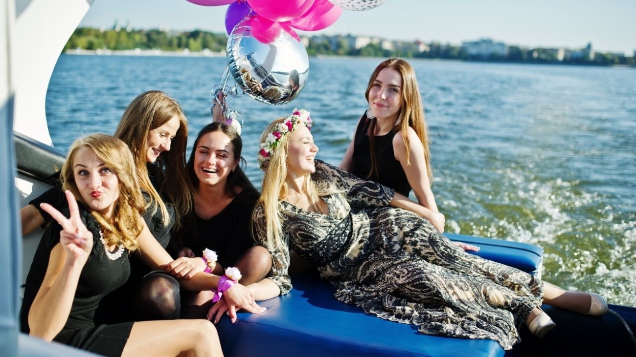 Plenerowe wesele nad Wisłą – co warto wiedzieć o organizacji i stylu?