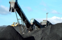 Odpowiednie przechowywanie opału – jak uniknąć strat i pogorszenia jakości