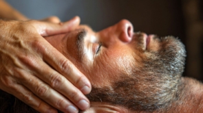 Korzyści płynące z regularnych masaży twarzy — piękna skóra, lepsze samopoczucie