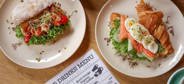 Menu lunchowe — szybka propozycja na przerwę w pracy w centrum Warszawy