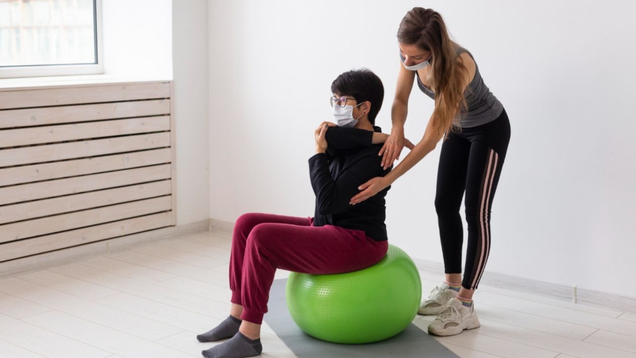 Turnusy rehabilitacyjne nad morzem — dla kogo i jak wygląda pobyt?