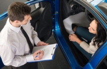 Jak rzeczoznawca wycenia samochód