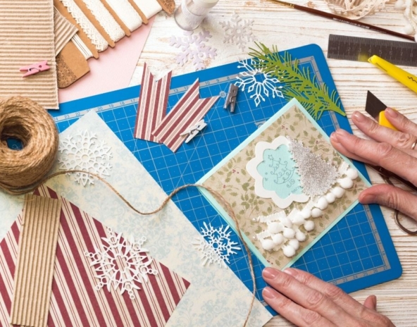 Jakie materiały są potrzebne do scrapbookingu?
